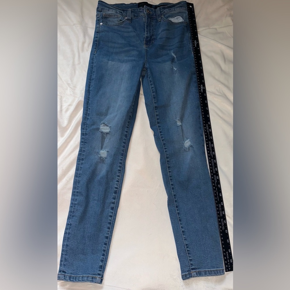 Kendall + Kylie Kontour High Rise Jeans Junior's Size 7/28 Distressed Denim